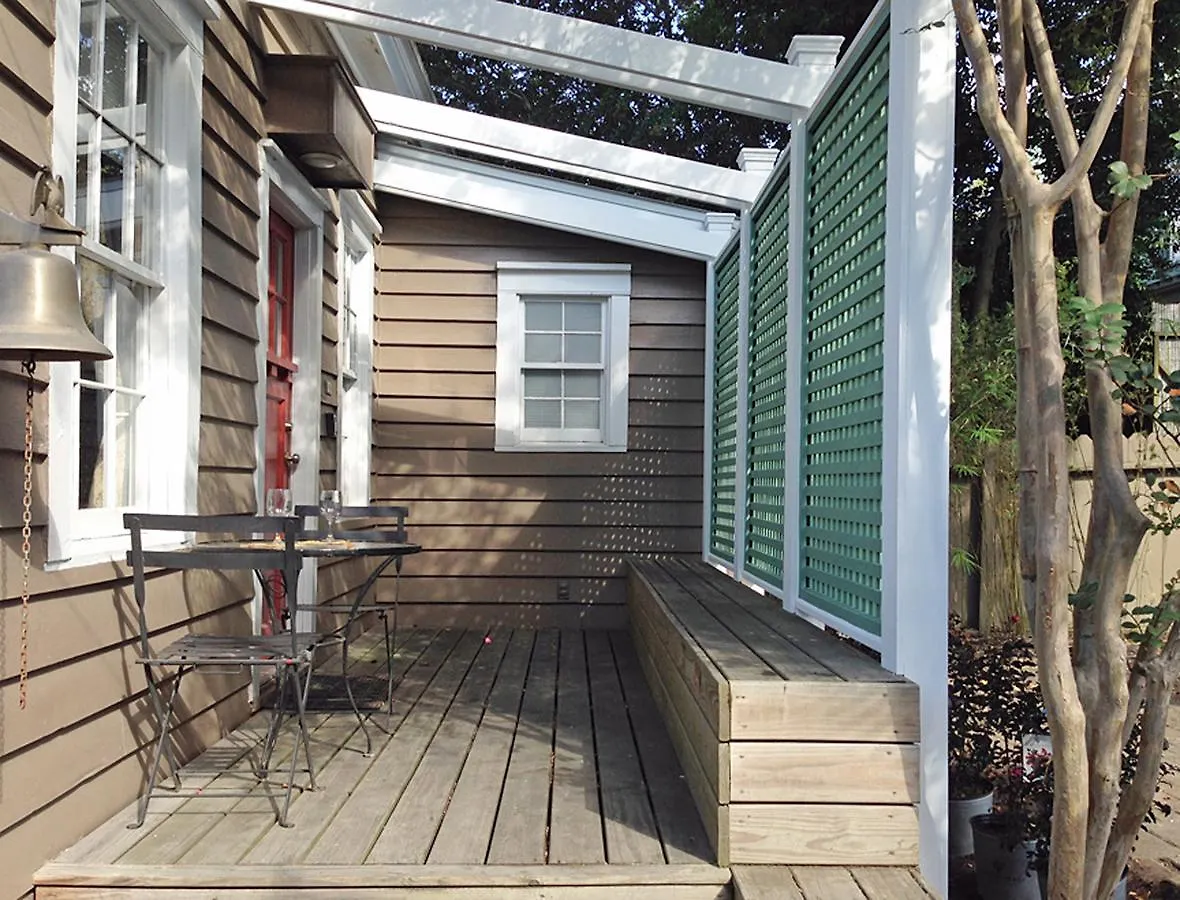 Jingle Bells Square Cottage-Historic District-Bright- Fireplace Savannah United States